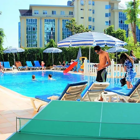 Daire Select Two Bedroom With Pool Kitchen Alanya