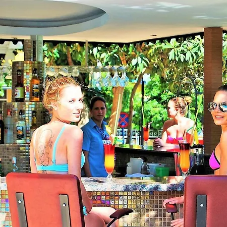 Select Two Bedroom With Pool Kitchen Alanya