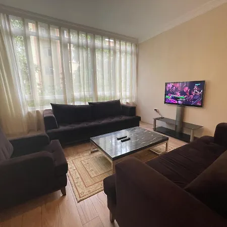 Select Two Bedroom With Pool Kitchen Appartamento
