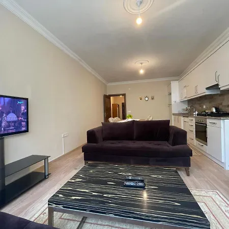 Select Two Bedroom With Pool Kitchen *